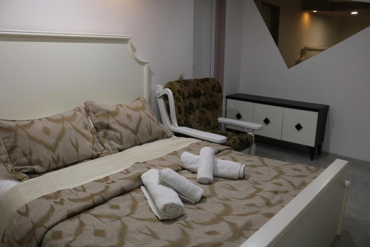 Kai Hotel Bar Tiflis Dış mekan fotoğraf
