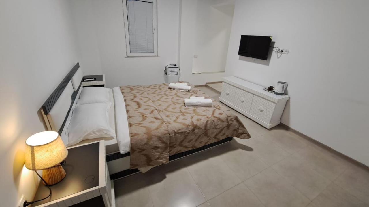 Kai Hotel Bar Tiflis Dış mekan fotoğraf