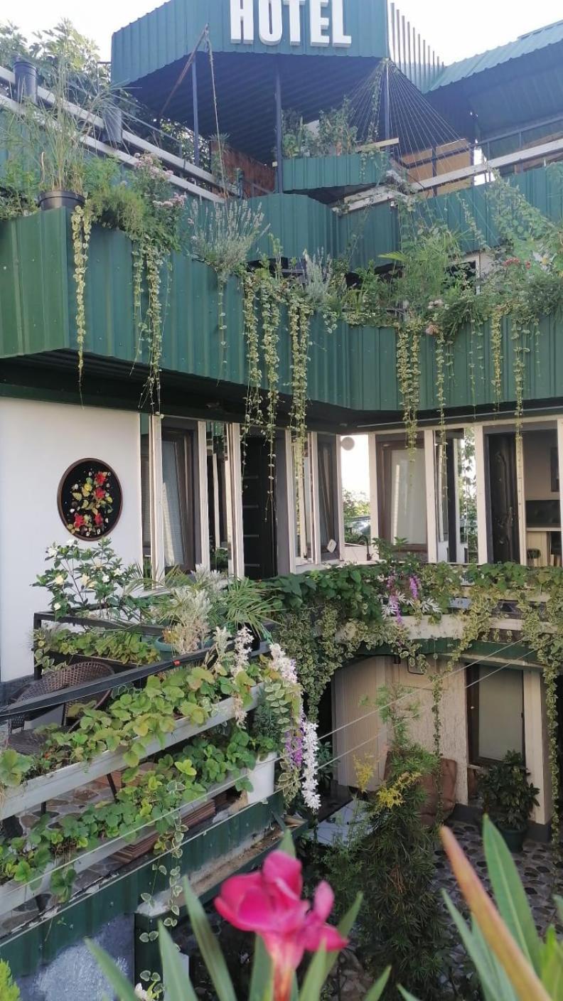 Kai Hotel Bar Tiflis Dış mekan fotoğraf